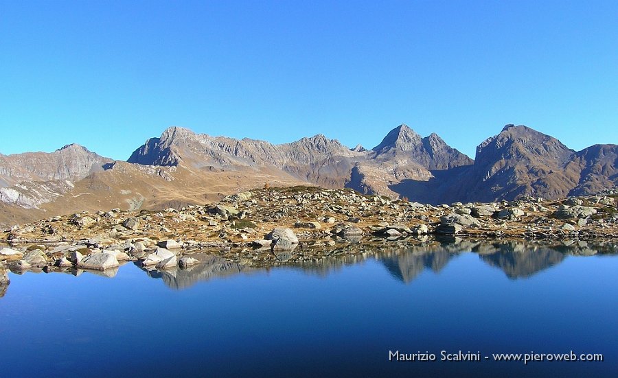 10 Monte Aga, Diavolo e Diavolino, Grabiasca, dal lago Cabianca.JPG